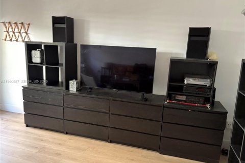 Copropriété à louer à Miami Beach, Floride: 49.24 m2 № 2025827 - photo 7