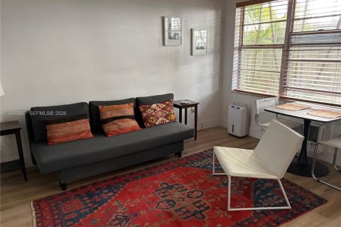 Copropriété à louer à Miami Beach, Floride: 49.24 m2 № 2025827 - photo 5