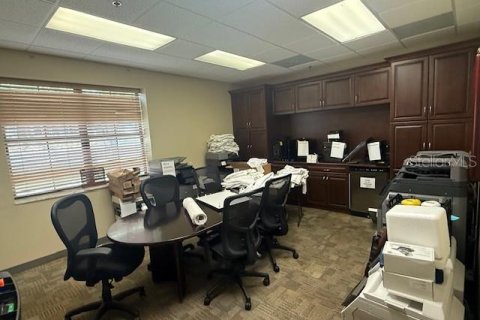 Immobilier commercial à vendre à Orlando, Floride: 623 m2 № 2132253 - photo 4