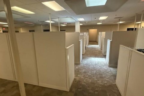 Immobilier commercial à vendre à Orlando, Floride: 623 m2 № 2132253 - photo 24