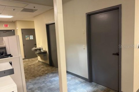 Immobilier commercial à vendre à Orlando, Floride: 623 m2 № 2132253 - photo 25