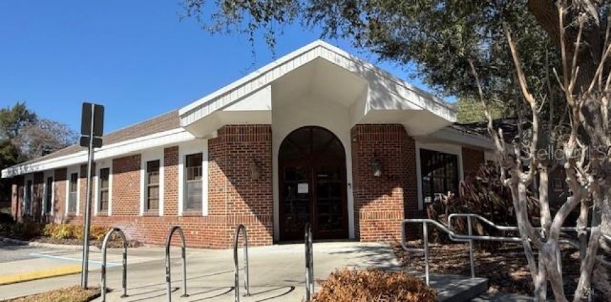 Immobilier commercial à Orlando, Floride 623 m2 № 2132253