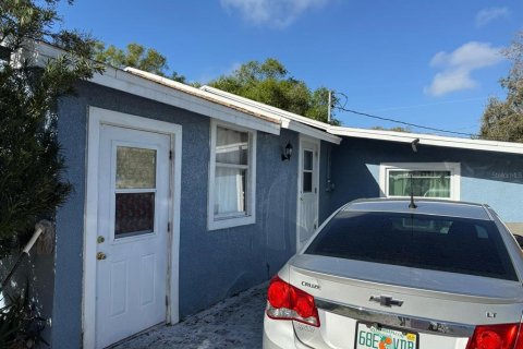 Villa ou maison à vendre à Arcadia, Floride: 6 chambres, 151.62 m2 № 2145306 - photo 3