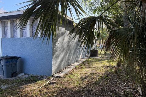 Villa ou maison à vendre à Arcadia, Floride: 6 chambres, 151.62 m2 № 2145306 - photo 11