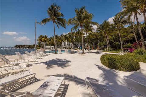 Condo in Miami, Florida, 2 bedrooms  № 2060827 - photo 26