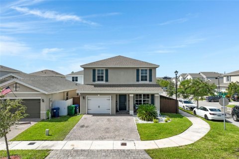 House in Homestead, Florida 4 bedrooms, 197.51 sq.m. № 1950736 - photo 3