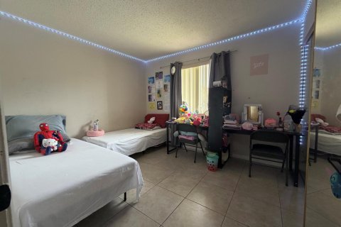 Copropriété à vendre à West Palm Beach, Floride: 2 chambres, 67.63 m2 № 2168259 - photo 10