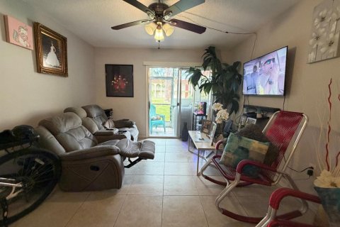 Copropriété à vendre à West Palm Beach, Floride: 2 chambres, 67.63 m2 № 2168259 - photo 5