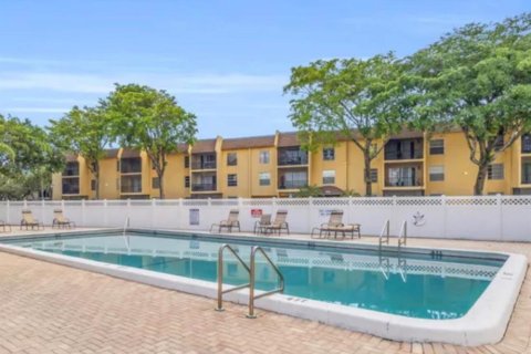 Copropriété à louer à Boca Raton, Floride: 2 chambres, 86.96 m2 № 2402050 - photo 14
