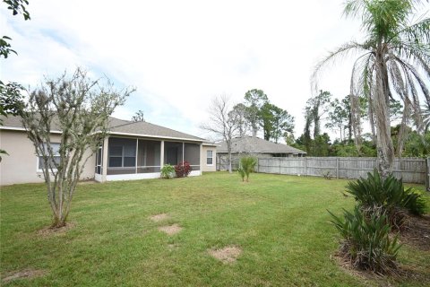 Villa ou maison à louer à Palm Coast, Floride: 3 chambres, 184.13 m2 № 2383933 - photo 2