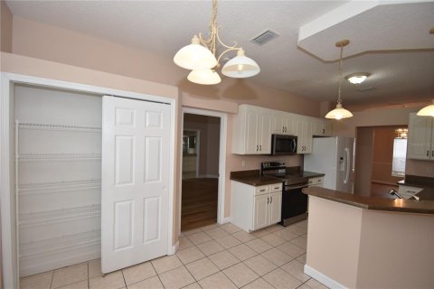 Villa ou maison à louer à Palm Coast, Floride: 3 chambres, 184.13 m2 № 2383933 - photo 13