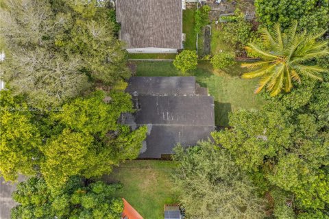 Villa ou maison à vendre à Hollywood, Floride: 3 chambres, 92.9 m2 № 2003547 - photo 25