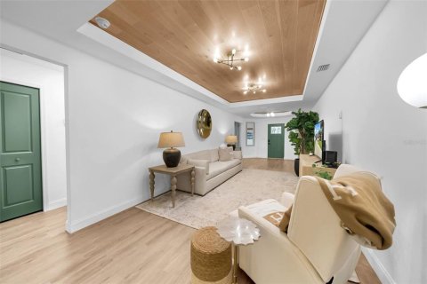 Villa ou maison à vendre à Tampa, Floride: 3 chambres, 174.38 m2 № 1898986 - photo 9
