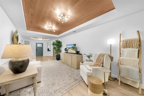 Villa ou maison à vendre à Tampa, Floride: 3 chambres, 174.38 m2 № 1898986 - photo 11