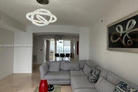 Condominio en alquiler en Sunny Isles Beach, Florida, 2 dormitorios, 176.79 m2 № 1920977 - foto 15
