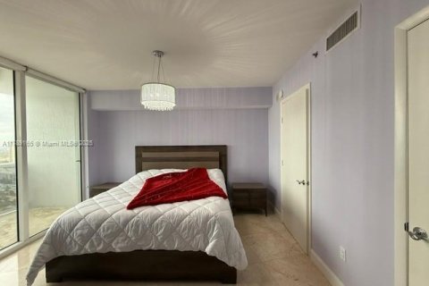 Condominio en alquiler en Sunny Isles Beach, Florida, 2 dormitorios, 176.79 m2 № 1920977 - foto 21