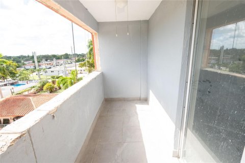 Copropriété à louer à Miami, Floride: 2 chambres, 81.94 m2 № 2046239 - photo 3