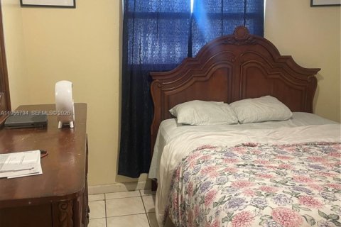 House in Homestead, Florida 3 bedrooms, 98.1 sq.m. № 2009584 - photo 6