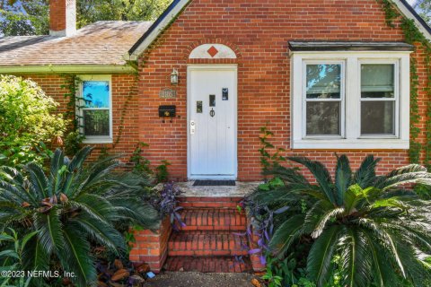 House in LAKESHORE in Winter Garden, Florida 2 bedrooms, 118.64 sq.m. № 808132 - photo 1