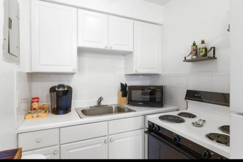 Appartement à louer à Fort Lauderdale, Floride: 1 chambre, 555.56 m2 № 2240826 - photo 4