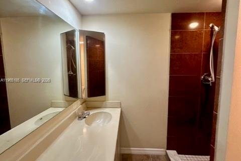 Touwnhouse à vendre à Riviera Beach, Floride: 2 chambres, 114.83 m2 № 2081179 - photo 15