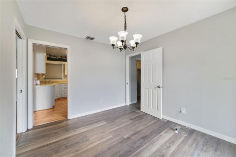 Casa en venta en Orlando, Florida, 4 dormitorios, 160.63 m2 № 1914764 - foto 21