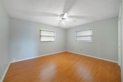 Casa en venta en Orlando, Florida, 4 dormitorios, 160.63 m2 № 1914764 - foto 7