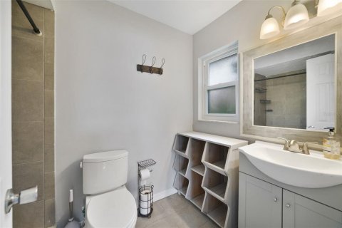 Casa en venta en Orlando, Florida, 4 dormitorios, 160.63 m2 № 1914764 - foto 6