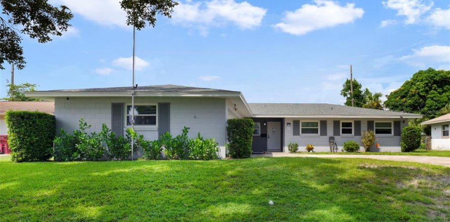 Casa en Orlando, Florida 4 dormitorios, 160.63 m2 № 1914764