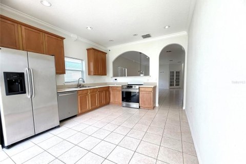 Villa ou maison à vendre à Kissimmee, Floride: 4 chambres, 159.79 m2 № 1902678 - photo 10