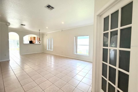 Villa ou maison à vendre à Kissimmee, Floride: 4 chambres, 159.79 m2 № 1902678 - photo 8