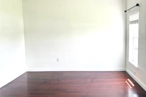 Villa ou maison à vendre à Kissimmee, Floride: 4 chambres, 159.79 m2 № 1902678 - photo 21