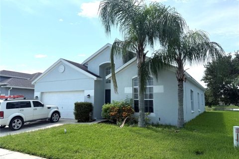 Villa ou maison à vendre à Kissimmee, Floride: 4 chambres, 159.79 m2 № 1902678 - photo 2