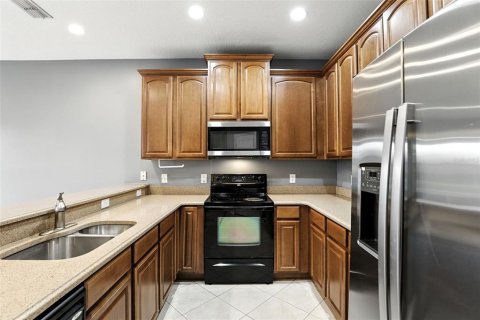Townhouse in Winter Springs, Florida 3 bedrooms, 177.81 sq.m. № 1888564 - photo 17