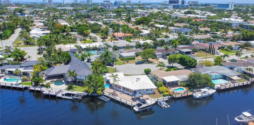 Villa ou maison à Pompano Beach, Floride 3 chambres, 202.25 m2 № 1854858
