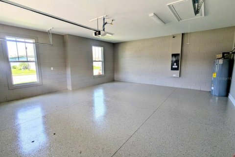 House in Lakeland, Florida 2 bedrooms, 184.88 sq.m. № 1549505 - photo 18