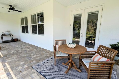 House in Lakeland, Florida 2 bedrooms, 184.88 sq.m. № 1549505 - photo 17