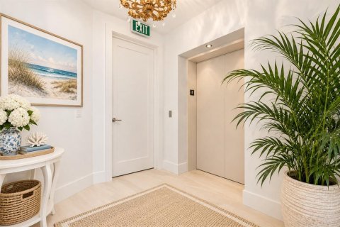 Copropriété à vendre à Sarasota, Floride: 2 chambres, 189.52 m2 № 2416594 - photo 8