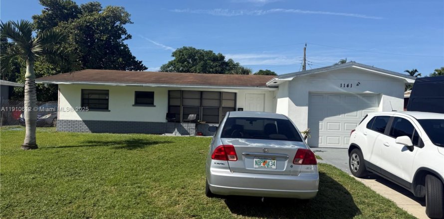 Villa ou maison à Lauderhill, Floride 4 chambres, 146.6 m2 № 1969040