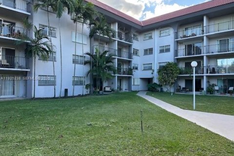 Copropriété à louer à Miami, Floride: 1 chambre, 72.46 m2 № 2039491 - photo 15