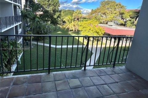 Copropriété à louer à Miami, Floride: 1 chambre, 72.46 m2 № 2039491 - photo 7