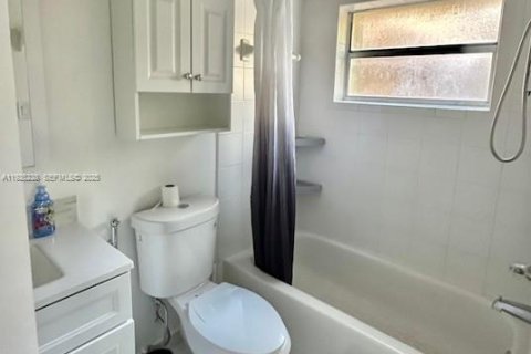 Copropriété à louer à Miami, Floride: 1 chambre, 72.46 m2 № 2039491 - photo 12