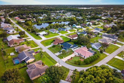 Casa en venta en Port St. Lucie, Florida, 3 dormitorios, 161.09 m2 № 2413016 - foto 9