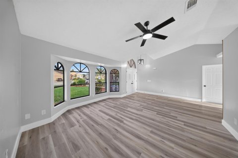Casa en venta en Port St. Lucie, Florida, 3 dormitorios, 161.09 m2 № 2413016 - foto 30