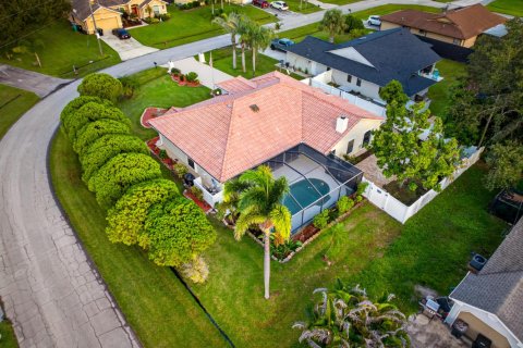 Casa en venta en Port St. Lucie, Florida, 3 dormitorios, 161.09 m2 № 2413016 - foto 6