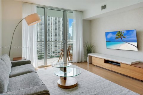 Condo in Miami, Florida, 2 bedrooms  № 1943878 - photo 5