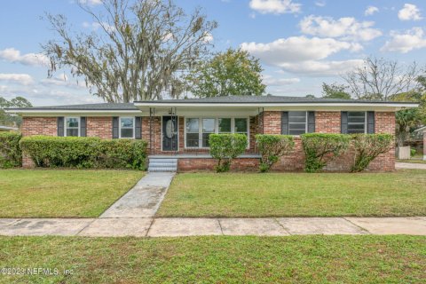 House in Jacksonville, Florida 3 bedrooms, 134.8 sq.m. № 845675 - photo 1