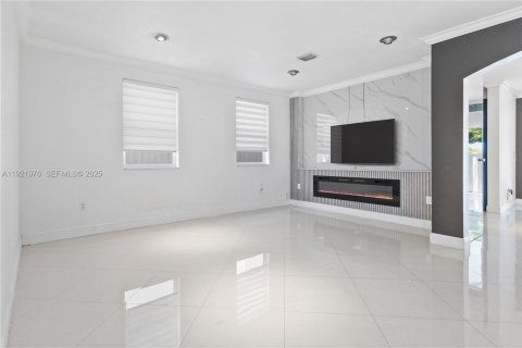 Adosado en alquiler en Miami, Florida, 3 dormitorios, 182 m2 № 1976970 - foto 6