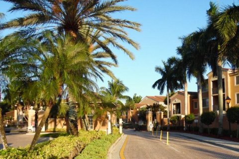 Condominio en alquiler en Tamarac, Florida, 1 dormitorio, 64.2 m2 № 1990239 - foto 28