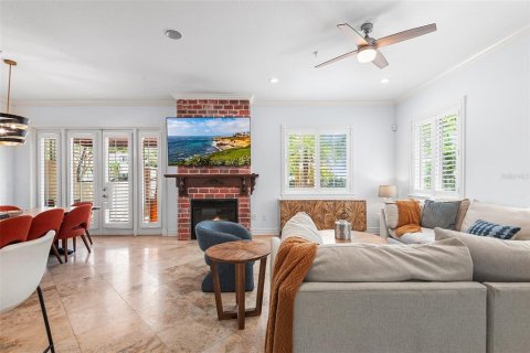 Adosado en alquiler en Tampa, Florida, 4 dormitorios, 253.07 m2 № 1879915 - foto 5